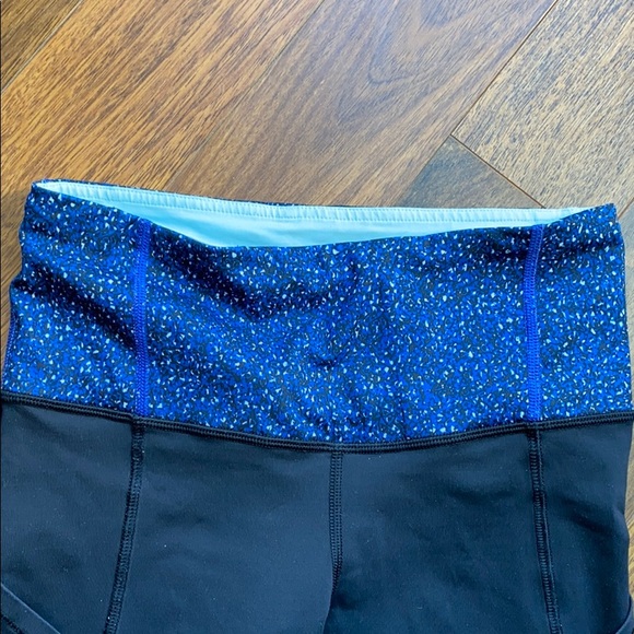 Lulu lemon 7/8 pants - Picture 3 of 7